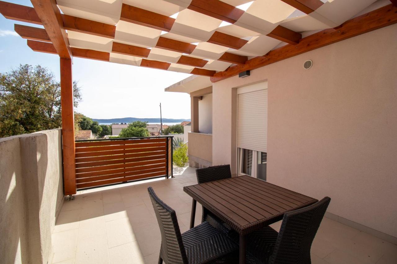 Apartmani Olivia Bibinje Exterior photo