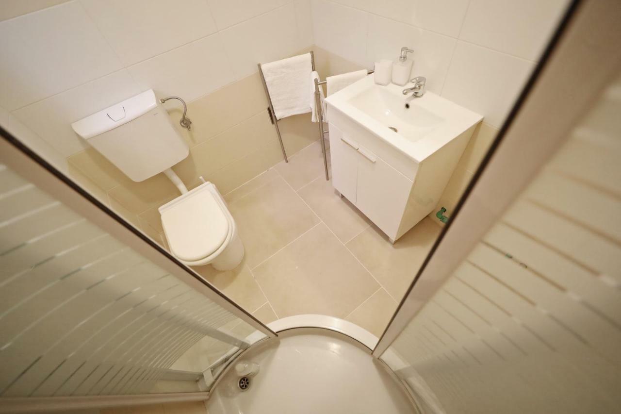 Apartmani Olivia Bibinje Exterior photo